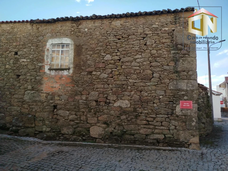 Moradia T2 para Venda em Lajeosa e Forcalhos Foto 6