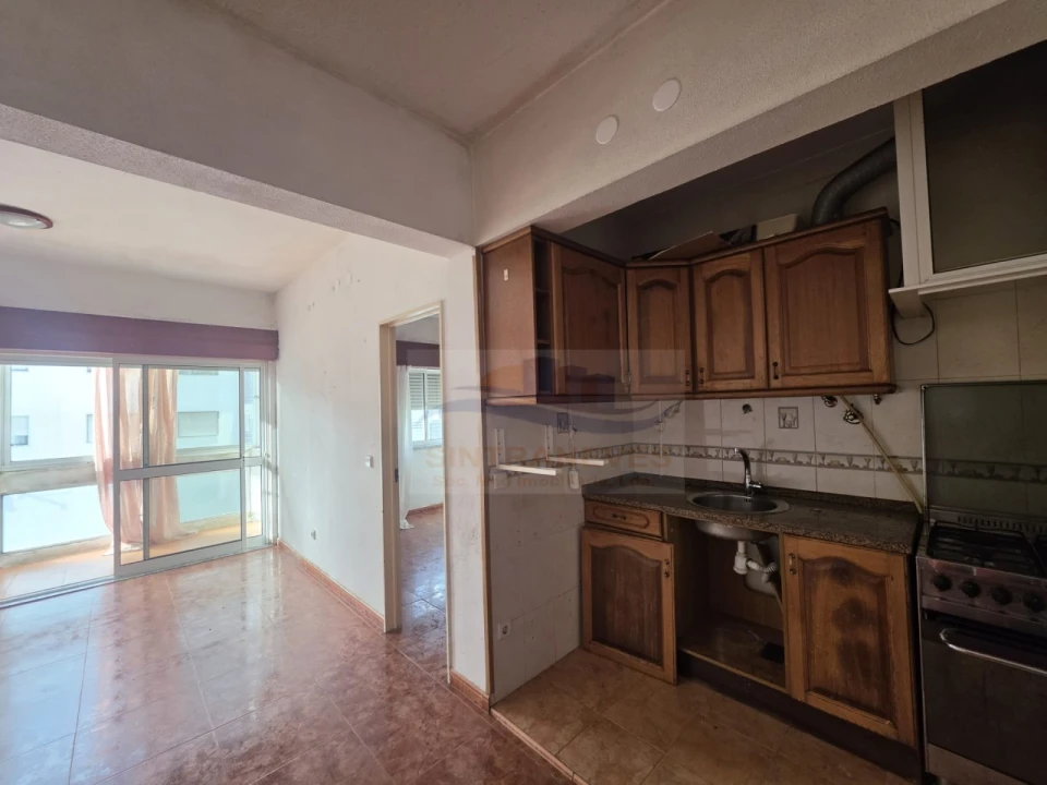 Apartamento T1 para Venda em Massamá e Monte Abraão Foto 2