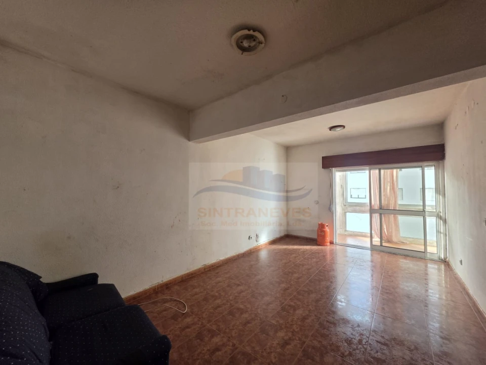 Apartamento T1 para Venda em Massamá e Monte Abraão Foto 4