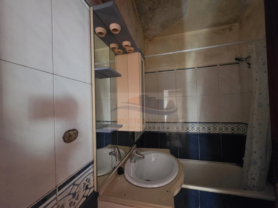 Apartamento T1 para Venda em Massamá e Monte Abraão Foto 13