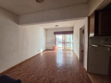Apartamento T1 para Venda em Massamá e Monte Abraão