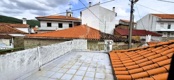 Moradia T3 para Venda em Vale de Prazeres e Mata da Rainha