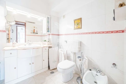 Apartamento T2 para Venda em Massamá e Monte Abraão