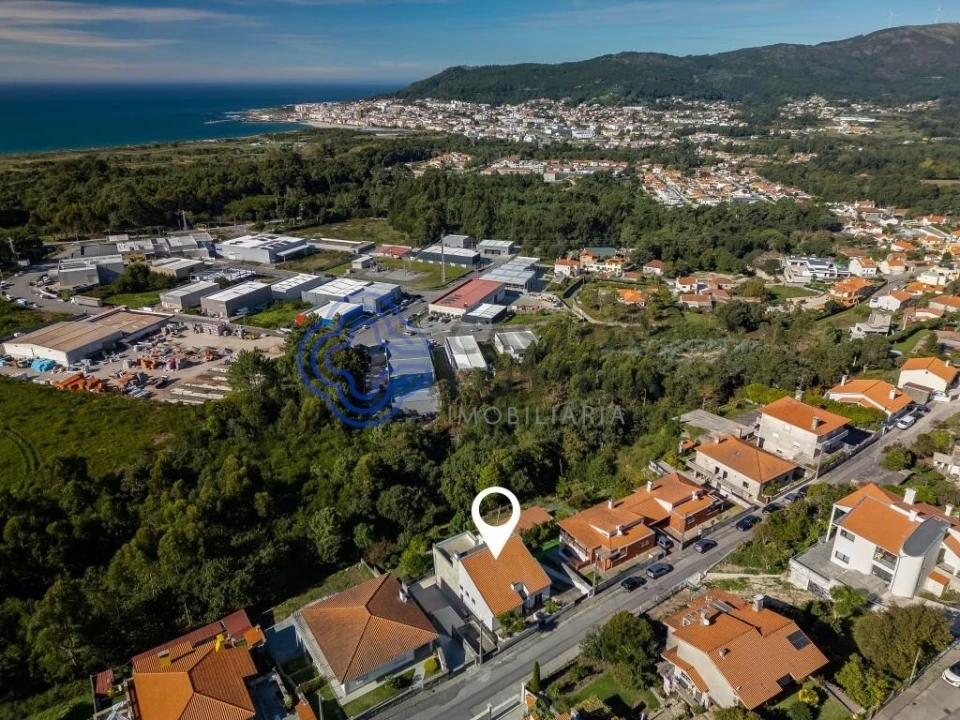 Moradia T4 para Venda em Ancora Foto 85
