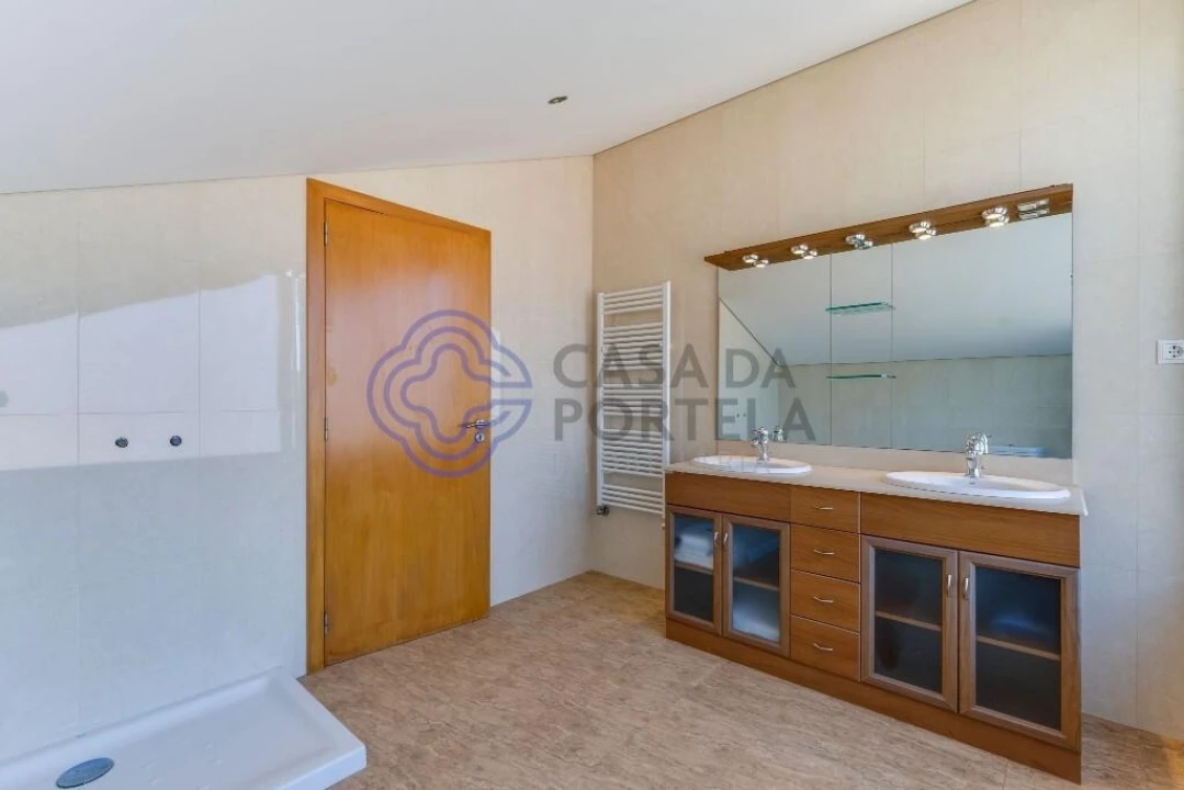 Moradia T4 para Venda em Ancora Foto 31