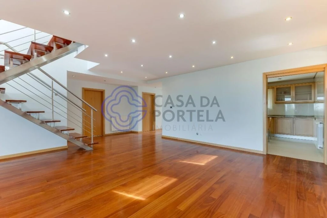 Moradia T4 para Venda em Ancora Foto 5