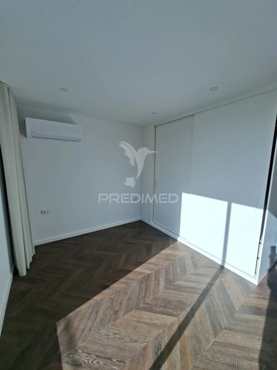 Apartamento T4 para Venda em Matosinhos e Leça da Palmeira Foto 8