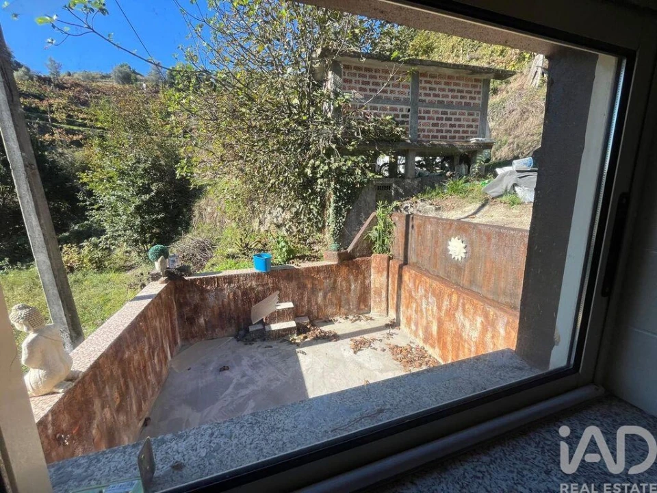 Moradia T3 para Venda em Sande, Vilarinho, Barros e Gomide Foto 13