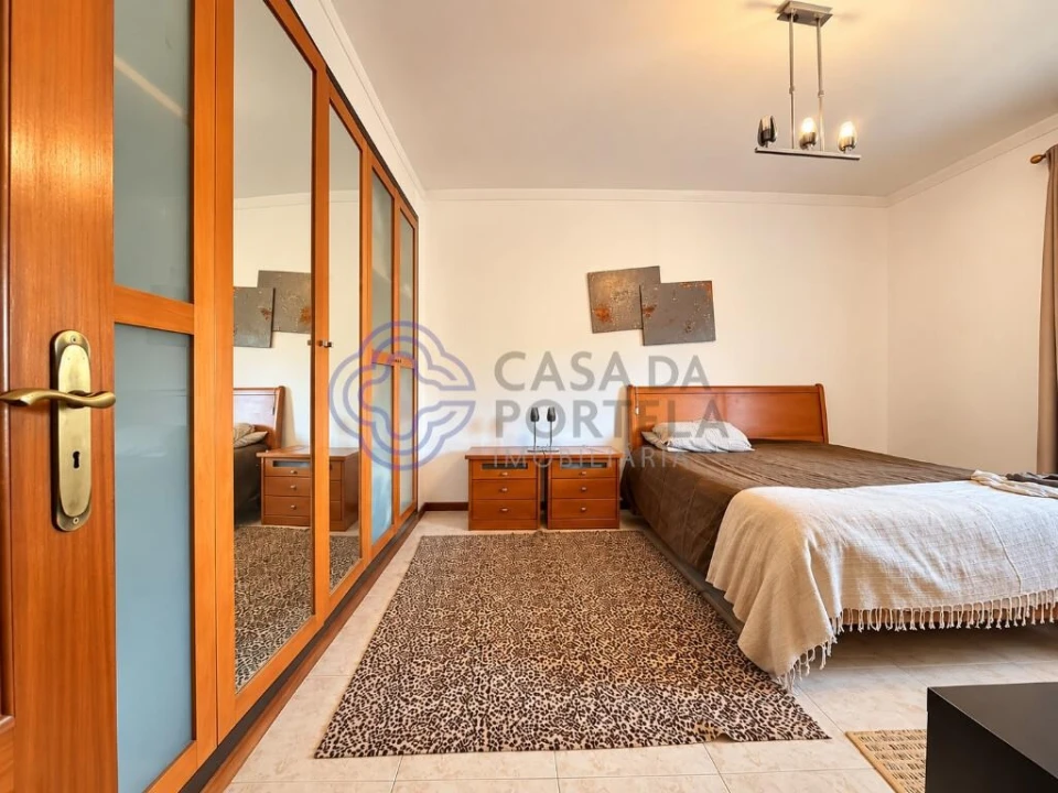 Moradia T4 para Venda em Ossela Foto 21