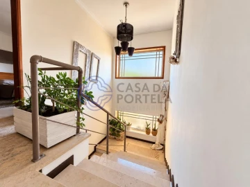 Moradia T4 para Venda em Ossela