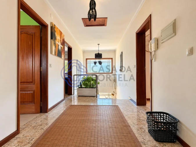 Moradia T4 para Venda em Ossela Foto 22