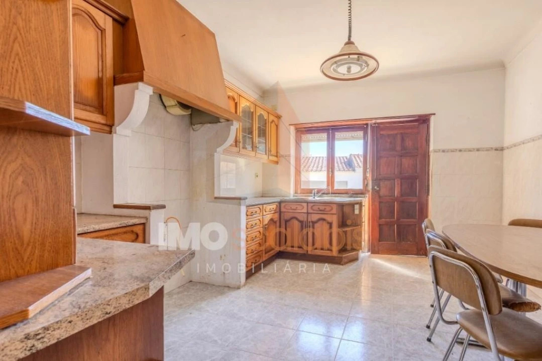 Moradia T3 para Venda em A dos Francos Foto 4