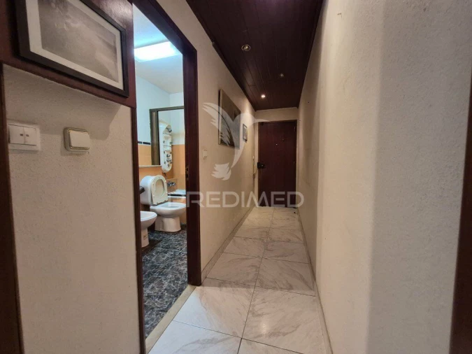 Apartamento T1 para Venda em Massamá e Monte Abraão Foto 7