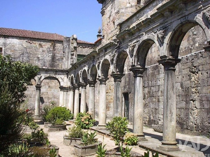Moradia para Venda em Bouro (Santa Maria) Foto 32