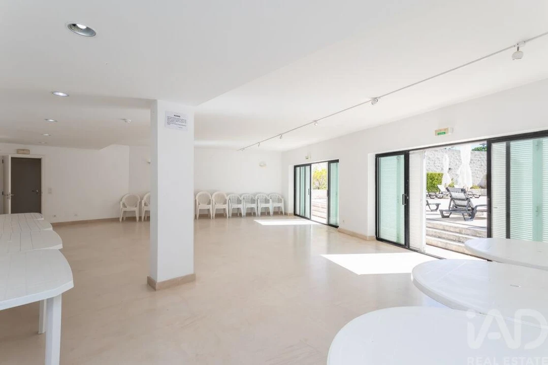 Apartamento T4 para Arrendamento em Olivais Foto 23