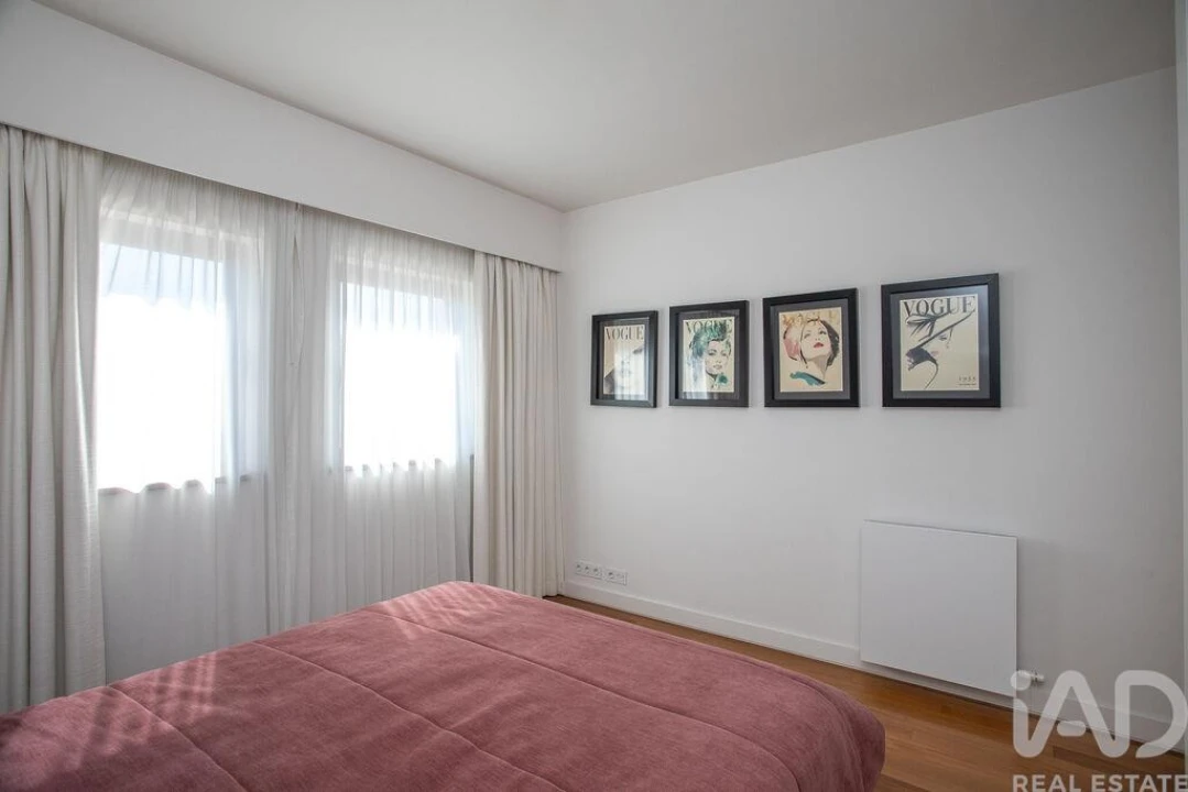 Apartamento T4 para Arrendamento em Olivais Foto 16