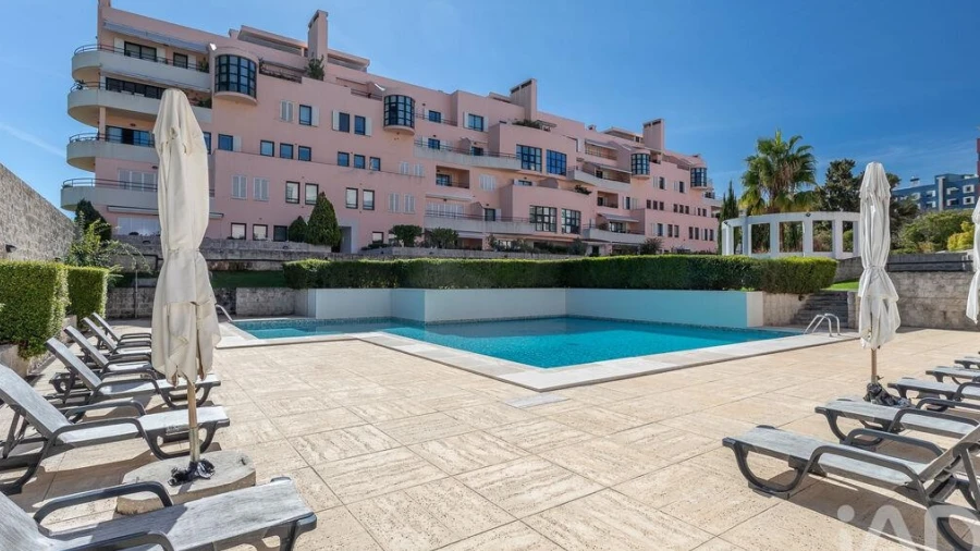 Apartamento T4 para Arrendamento em Olivais