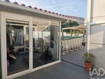 Moradia T5 para Venda em Touguinha e Touguinhó