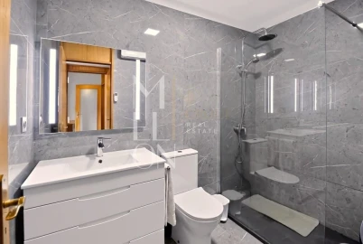 Apartamento T2 para Venda em Ramalde