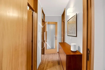Apartamento T2 para Venda em Ramalde