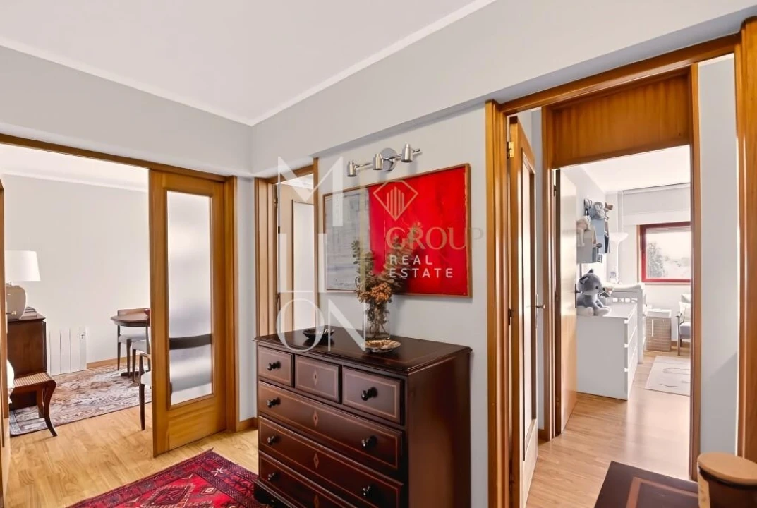 Apartamento T2 para Venda em Ramalde Foto 11