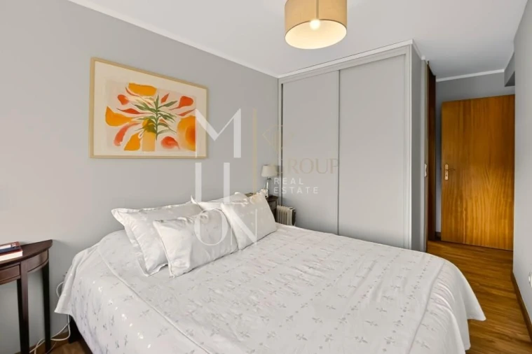 Apartamento T2 para Venda em Ramalde Foto 20