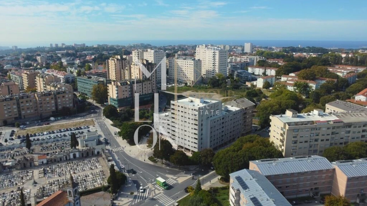 Apartamento T2 para Venda em Ramalde Foto 28