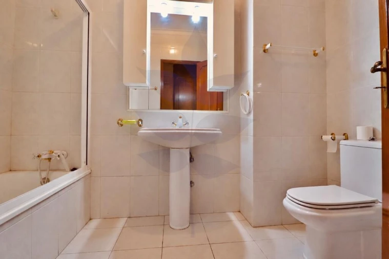 Apartamento T3 para Venda em São Vicente (Braga) Foto 6