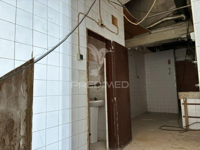 Loja para Venda em Olhão Foto 12