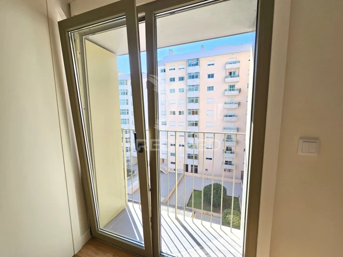 Apartamento T1 para Venda em Santa Clara Foto 19