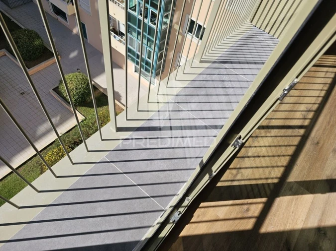Apartamento T1 para Venda em Santa Clara Foto 13