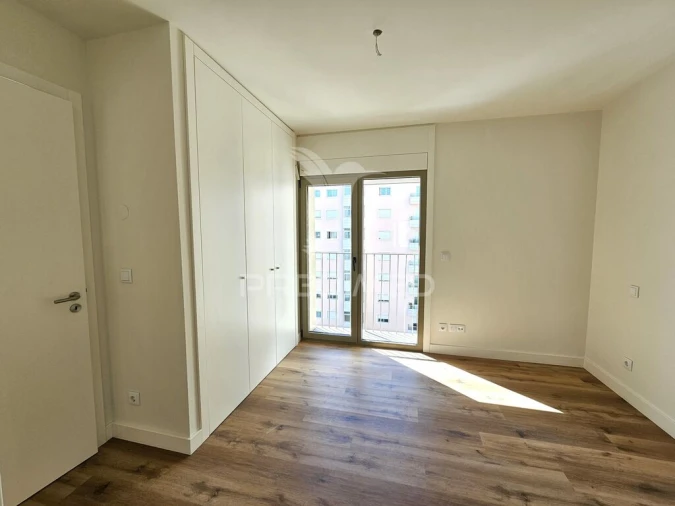 Apartamento T1 para Venda em Santa Clara Foto 16