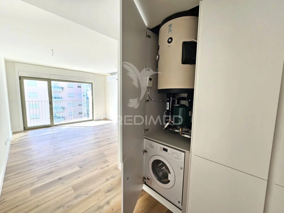Apartamento T1 para Venda em Santa Clara Foto 8