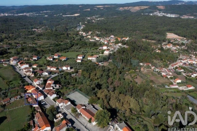 Moradia T2 para Venda em Lousã e Vilarinho