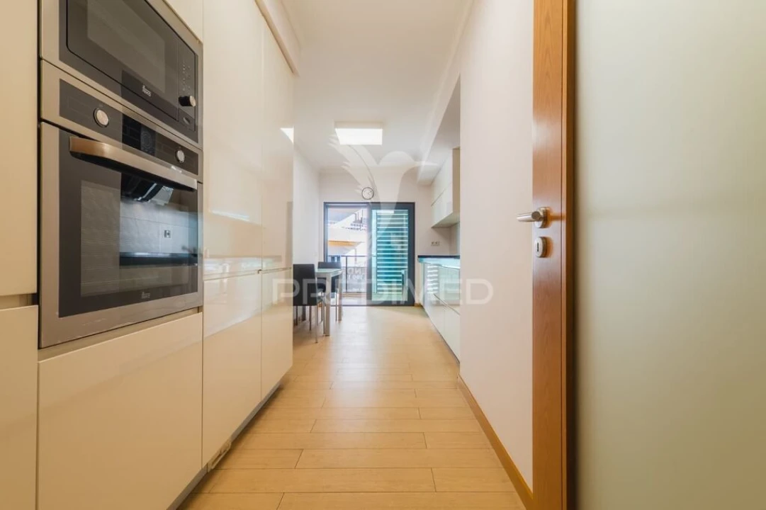 Apartamento T2 para Venda em Portimão Foto 19