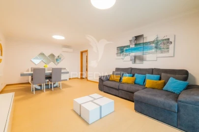 Apartamento T2 para Venda em Portimão