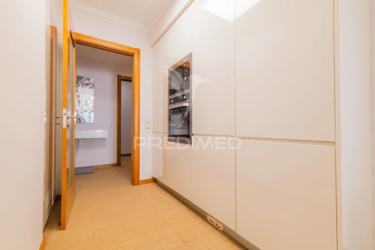 Apartamento T2 para Venda em Portimão Foto 18