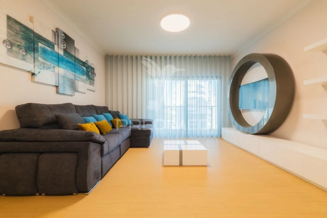 Apartamento T2 para Venda em Portimão Foto 1