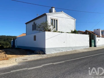 Moradia T3 para Venda em A dos Negros