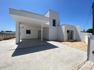 Moradia T4 para Venda em Alfeizerão