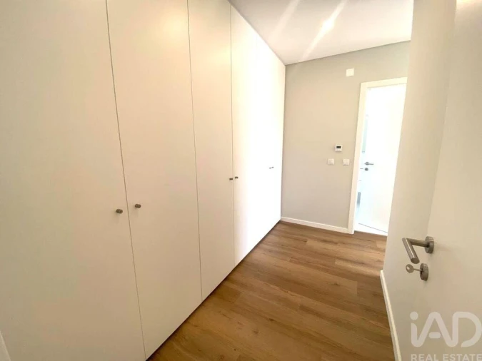 Moradia T4 para Venda em Alfeizerão Foto 7