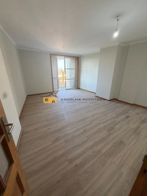 Apartamento T3 para Venda em Custóias, Leça do Balio e Guifões