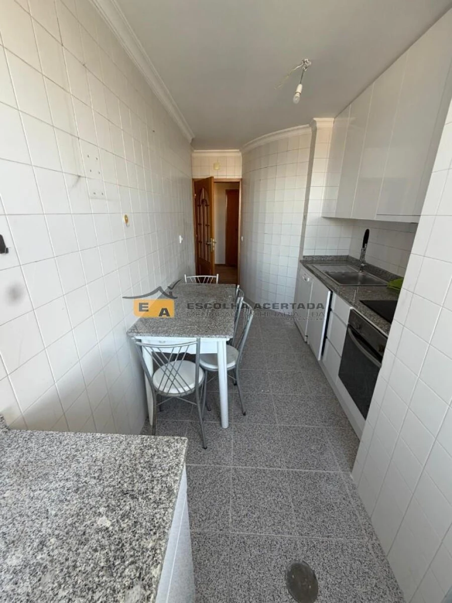 Apartamento T3 para Venda em Custóias, Leça do Balio e Guifões Foto 6