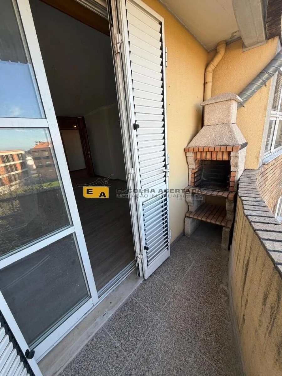 Apartamento T3 para Venda em Custóias, Leça do Balio e Guifões Foto 3