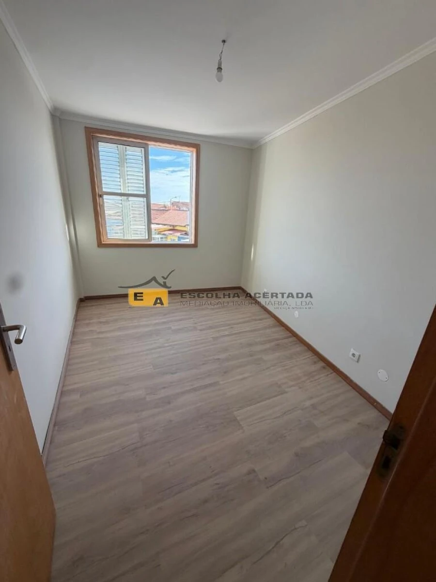 Apartamento T3 para Venda em Custóias, Leça do Balio e Guifões Foto 16