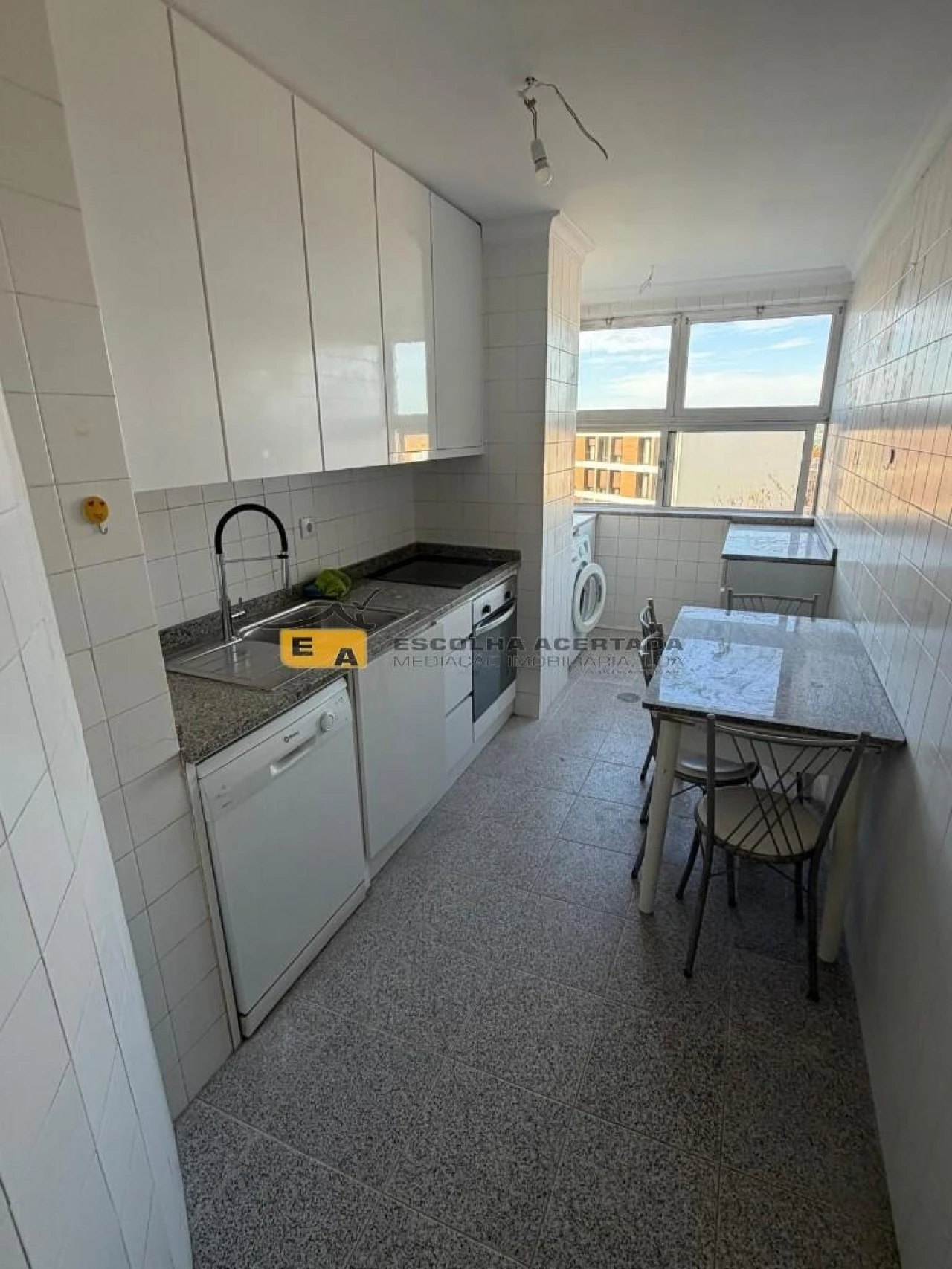 Apartamento T3 para Venda em Custóias, Leça do Balio e Guifões Foto 4
