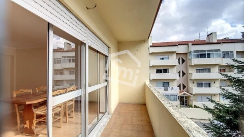 Apartamento T3 para Arrendamento em Pena, Quintã e Vila Cova