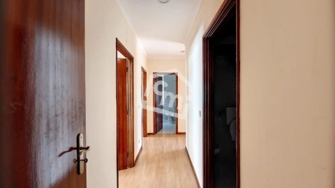 Apartamento T3 para Arrendamento em Pena, Quintã e Vila Cova