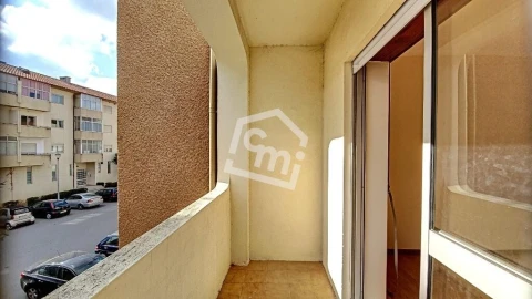 Apartamento T3 para Arrendamento em Pena, Quintã e Vila Cova