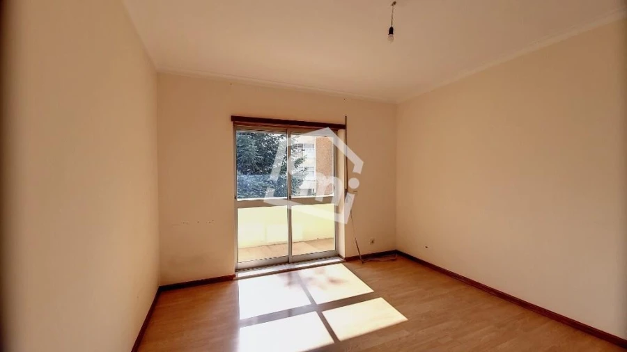 Apartamento T3 para Arrendamento em Pena, Quintã e Vila Cova Foto 21